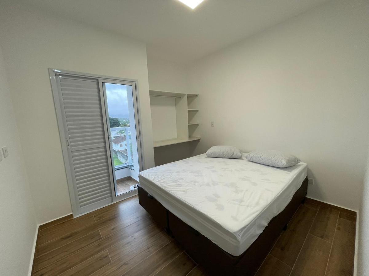 Apartamento Com Piscina No Centro Leilighet Ubatuba Eksteriør bilde